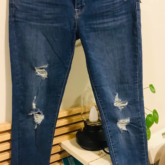 Levi Jeans Up for Quick Sale - Picture 8 of 11